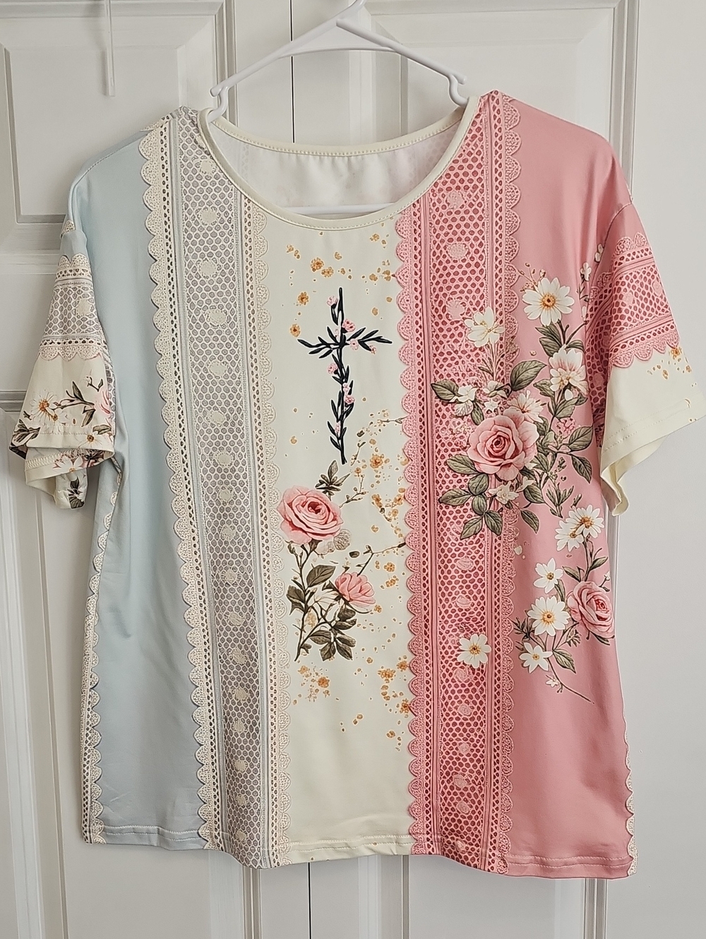 Floral Lace-Striped Short Sleeve Tee in Pink, Cream & Light Blue